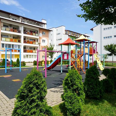Hunyadi Budget Ciresica Sibiu Buitenkant foto