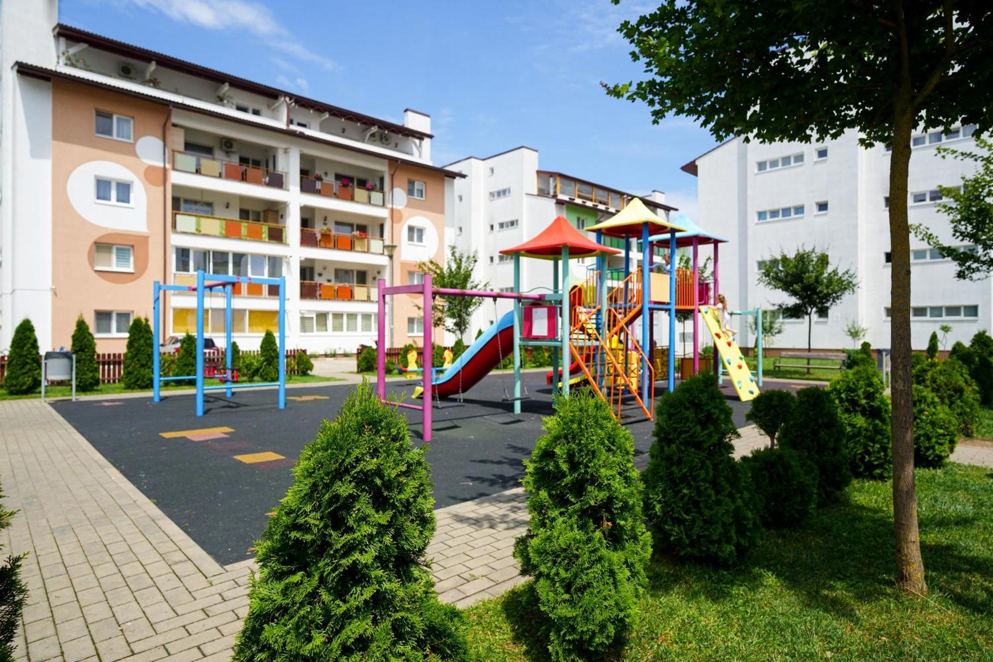 Hunyadi Budget Ciresica Sibiu Buitenkant foto