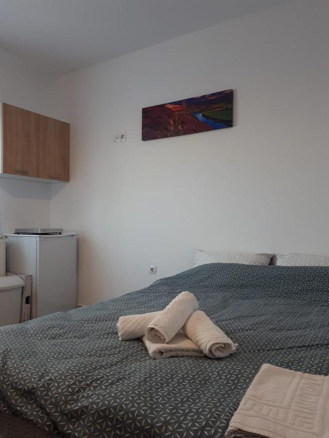 Hunyadi Budget Ciresica Sibiu Buitenkant foto