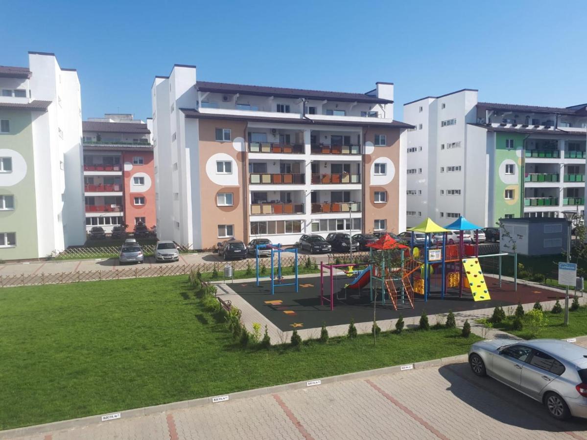 Hunyadi Budget Ciresica Sibiu Buitenkant foto